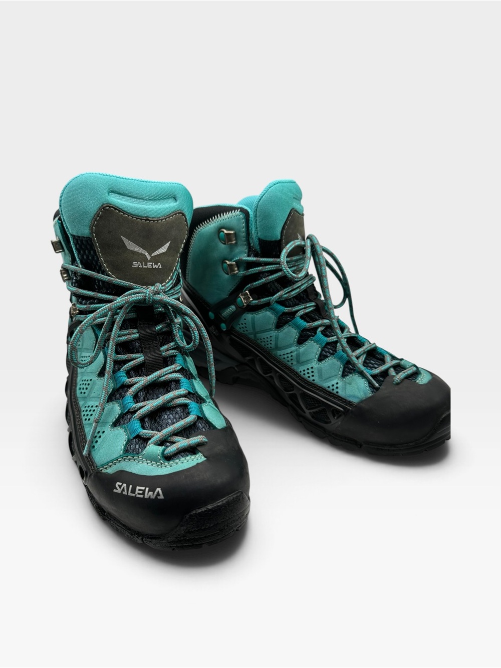 Salewa Alp Flow Mid GTX Hiking Boots - Women's